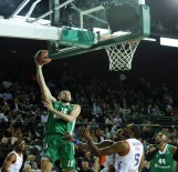 Euroleague'de Efes Darüşşafaka'ya geçit vermedi