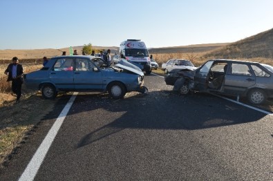 Ankara'da Trafik Kazası Açıklaması 4 Yaralı