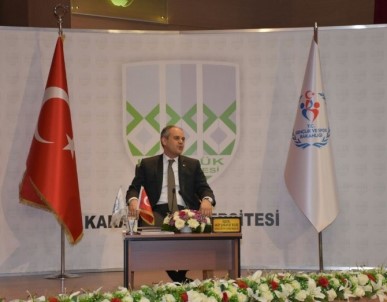 Bakan Kılıç, Karabük'te Üniversite Öğrencileri İle Buluştu