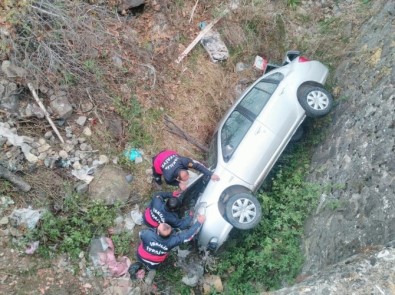 Cenaze Dönüşü Kaza Açıklaması 3 Yaralı