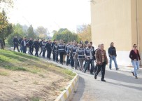 Karaman'da FETÖ'den Gözaltına Alınan 15 Kişi Adliyeye Sevk Edildi