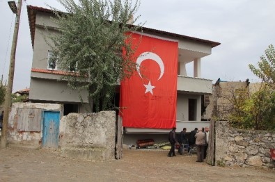 Samsun'a Şehit Ateşi Düştü