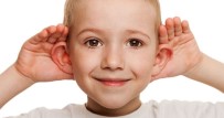 PLASTİK CERRAHİ - Ebeveynler Dikkat Açıklaması Kepçe Kulak Çocukların Psikolojisini Bozuyor