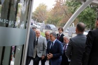 İSMAİL TAMER - Abdullah Gül Hastanede Yatan Babasını Ziyarete Geldi