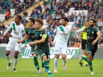 MERT GÜNOK - Bursa Evinde Kazandı