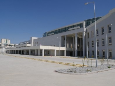 Büyükçekmece'de Yeni Devlet Hastanesi Hizmete Hazır