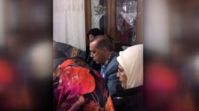 Cumhurbaşkanı Şehidin Evinde Kur'an Okudu