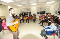 Gençlik Merkezleri Gençlerin Buluşma Noktası Oldu