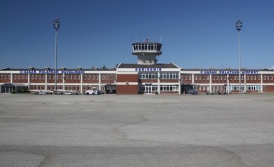 Hasan Polatkan Havalimanı'na Yeni Terminal Müjdesi