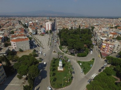 Saat Kulesi Turgutlu'yu Renklendirdi