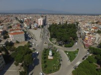 Saat Kulesi Turgutlu'yu Renklendirdi