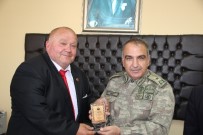 Tuğgeneral Koç'tan Muhtarlar Derneğine Ziyaret