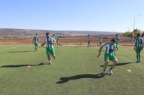 Yavuzelispor Hazırlık Maçında Küçükhavuzspor'u 5-2 Yendi