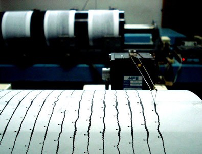 İtalya şiddetli depremle sarsıldı!