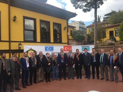 '500 Bin Türkmen Varlığını Yok Saymaya Çalışıyorlar'