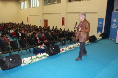 Ağrı'da 'Son Yarım Asrın Hikayesi' Projesi