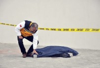 İzmir'de Sır Ölüm