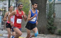 ZEYTİNBURNU BELEDİYESİ - Manisalı Maratoncu Cumhuriyet Koşusu'ndan Boş Dönmedi