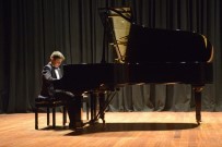 'Piyano Sınıf Konseri' Müzikseverlerle Buluştu