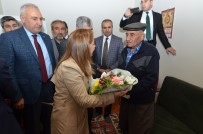 Yeşilyurt Belediyesi 'Baştacı' Projesiyle Evde Yaşlı Bakım Hizmeti Veriyor