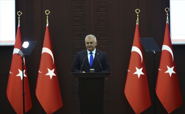 Başbakan orta vadeli programı açıkladı