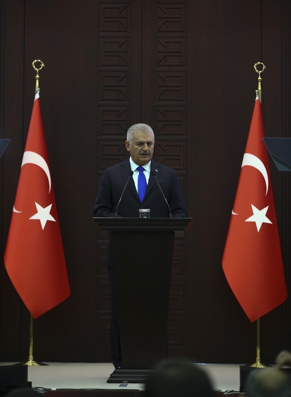 Başbakan orta vadeli programı açıkladı