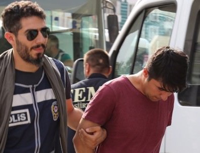 FETÖ soruşturmasında 12 bin polis açığa alındı