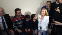 LINDSAY LOHAN - Hollywood'un Ünlü Yıldızı Lindsay Lohan Suriyeli Aileyi Ziyaret Etti