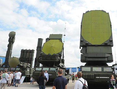 Rusya, Suriye'ye S-300 gönderdi