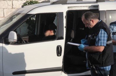 Tabancayla Başından Vurulmuş Halde Bulundu