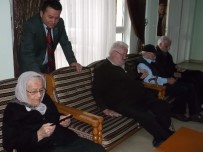 TABLET BİLGİSAYAR - Ahir Ömürlerinde Hem Tabletle Hem İnternetle Tanıştılar