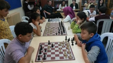 Hisarcık'ta Satranç Turnuvası