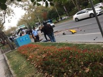 TAKSİ ŞOFÖRÜ - Beşiktaş'ta Otomobilin Çarptığı Taksi Metrelerce Sürüklendi