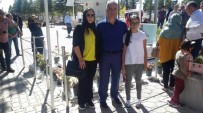 ÇUKURKUYU - Vali Aykut Pekmez, Şehit Ömer Halisdemir'in Mezarını Ziyaret Etti