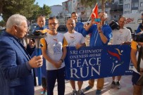 FILOZOF - Dünya Barış Koşusu Gönüllüleri Lapseki'de