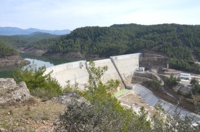 Manavgat Naras Barajı'na Test Amaçlı Su Verilmeye Başlandı