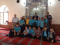 Öğrenciler Kadı İskele Camii'nde