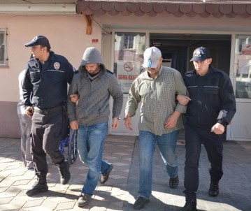 Manisa'da 25 Polis Adliyeye Sevk Edildi