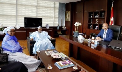 Nijer Büyükelçisi'nden Başkan Altunay'a Ziyaret