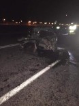 Otomobil Duran Vinçe Arkadan Çarptı; 1 Ölü 1 Yaralı