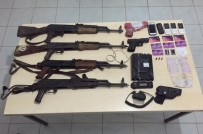 ŞÜPHELİ ARAÇ - Şırnak'ta 'Dur' İhtarına Uymayan 2 Şüpheli Yakalandı