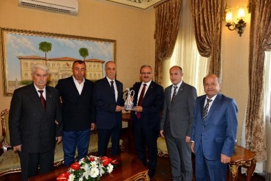 TÜRK- İŞ Genel Başkanı Atalay, Vali Karaloğlu'nu Ziyaret Etti