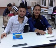 Anne-Oğul Aynı Sınıfta