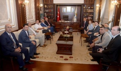 Mevlüt Karakaya, Hüseyin Sözlü'yü Ziyaret Etti