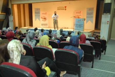 Öğrenciler Ve Velilere Bağımlık Semineri