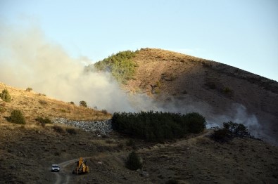 Gümüşhane'de İki Ayrı Orman Ve Örtü Yangını