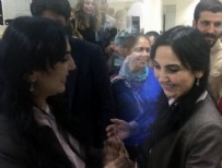 FİGEN YÜKSEKDAĞ - Sırtını teröristlere yaslayan Figen'in yüzü gülüyor