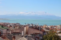 ANAMAS DAĞı - Anamas Dağı'na Mevsimin İlk Karı Düştü