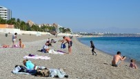GÜNEŞLİ HAVA - Antalya'da Kışa İnat Görüntüler