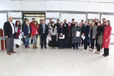 Başkan Konak, Kursiyerleri İlk Derslerinde Yalnız Bırakmadı